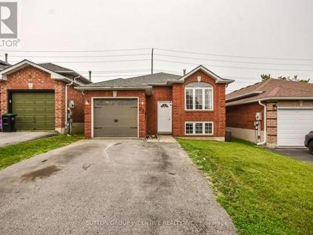 House for sale in Barrie, Ontario