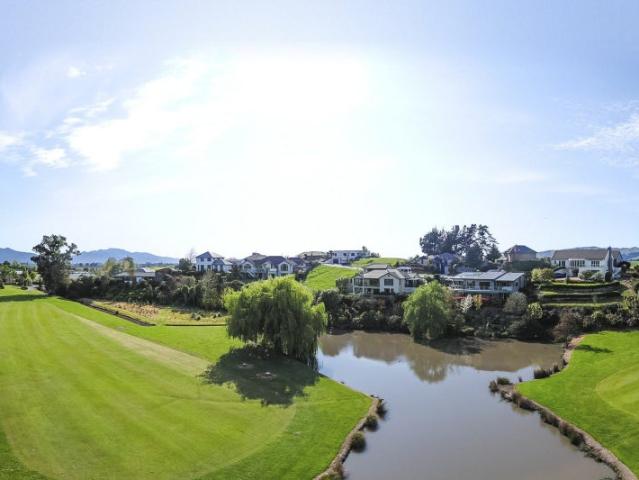 Land for sale in Marlborough