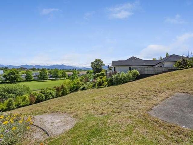Land for sale in Marlborough