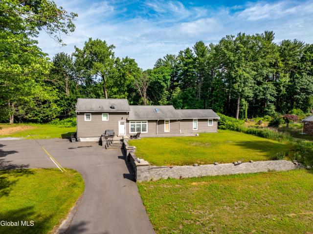 House for sale in Guilderland, New York
