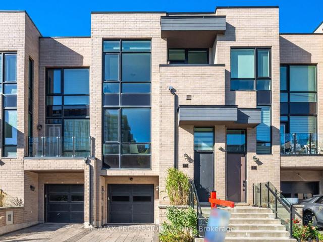 Townhouse for sale in Woburn, Ontario