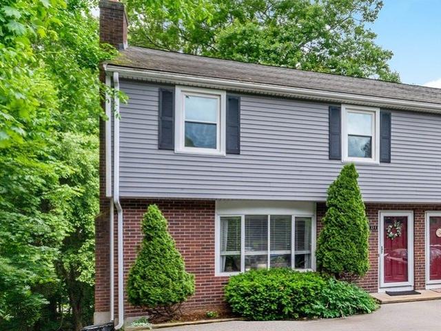 Condo for sale in Plainville, Massachusetts