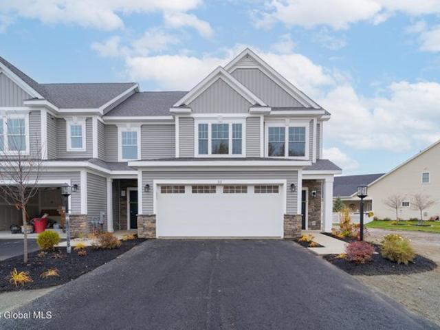 Townhouse for sale in Colonie, New York