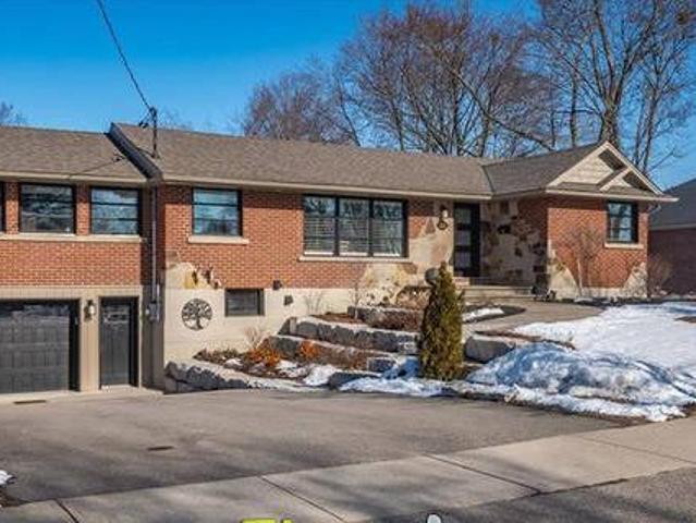 House for sale in Brantford, Ontario