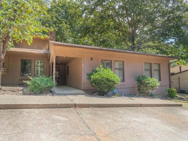 Townhouse for sale in Ark