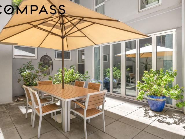 Condo for sale in Arverne, New York