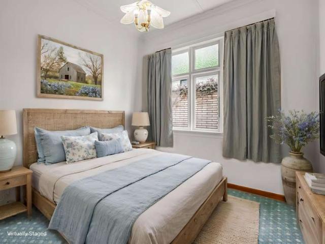House for sale in Otakou