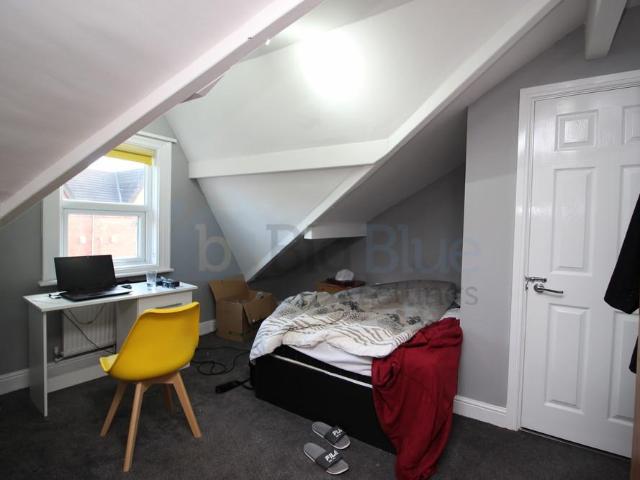 House for rent in Hyde Park, West Yorkshire