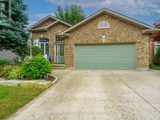 House for sale in Strathroy-caradoc, Ontario
