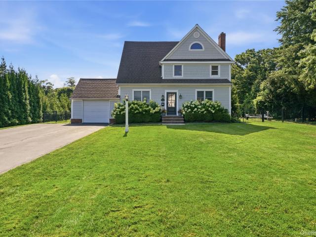 House for sale in Bohemia, New York
