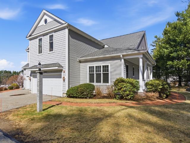 Condo for sale in Hudson, Massachusetts