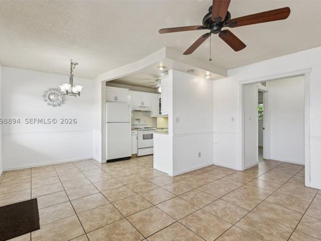 Condo for sale in Dania, Florida