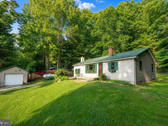 House for sale in Garrett, Maryland