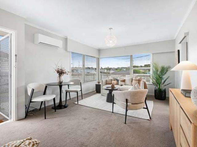 Apartment for sale in Milford