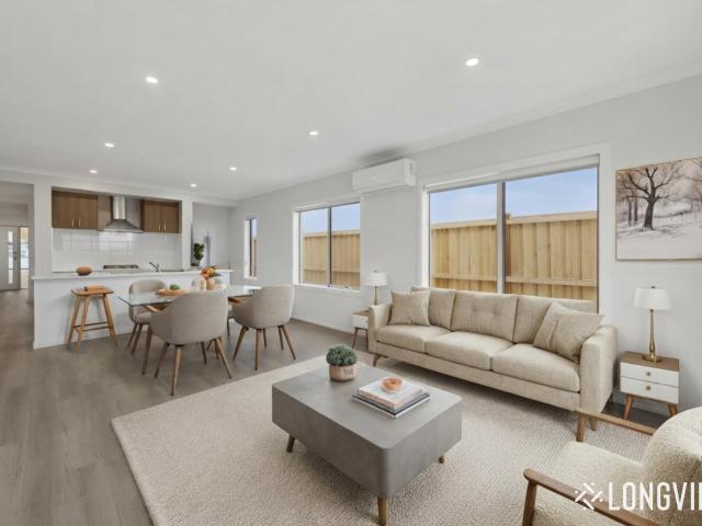 House for rent in Clyde North, Melbourne