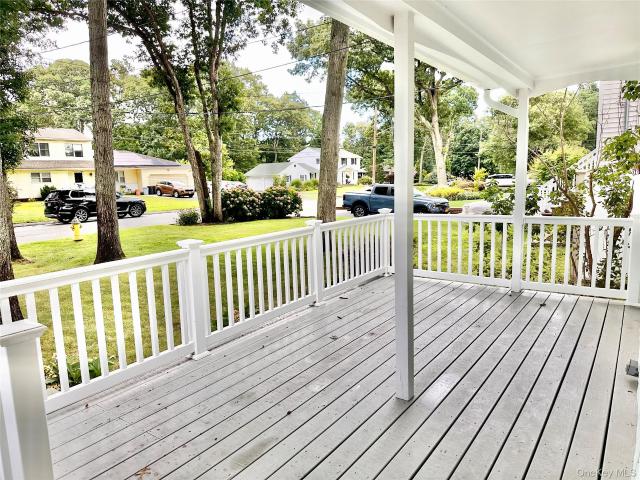 House for sale in Smithtown, New York