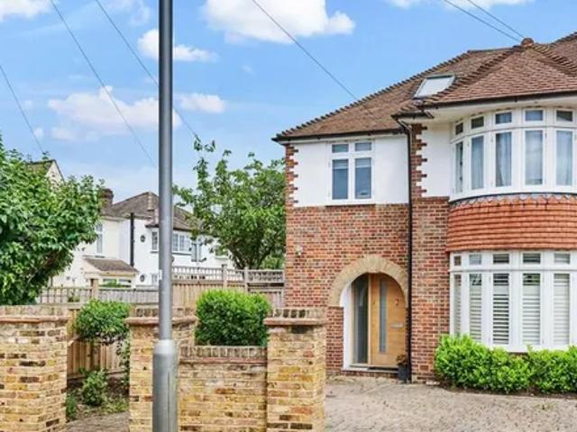 House for rent in Southfields, Greater London
