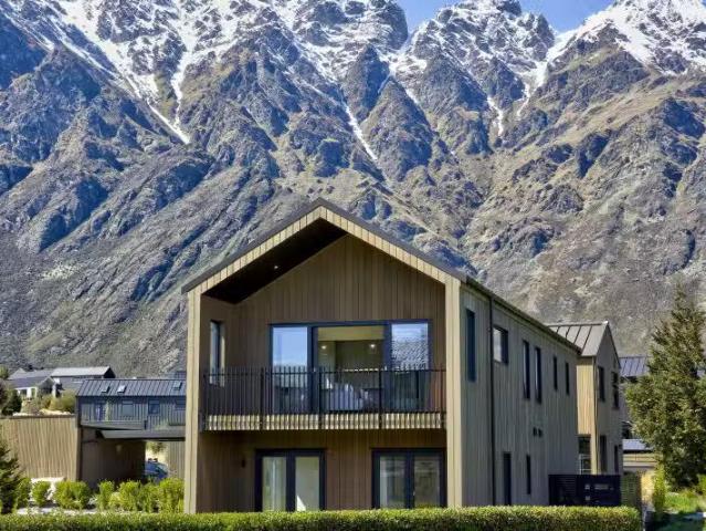House for sale in Otakou