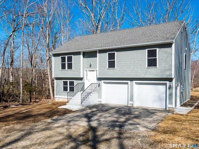 House for sale in Brooklyn, Connecticut