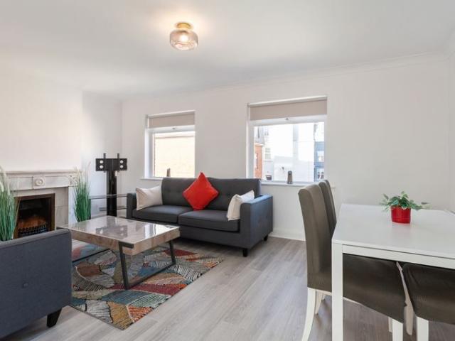 Apartment to rent in Bluebell, North Tipperary