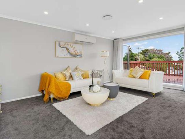 House for sale in Wairau Valley