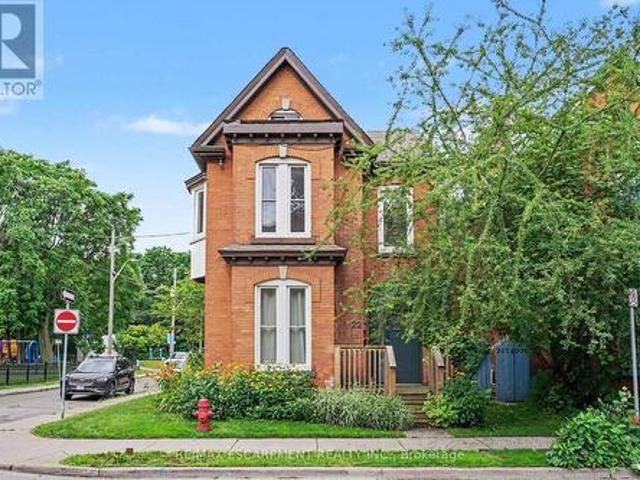 Property for sale in Ancaster, Ontario