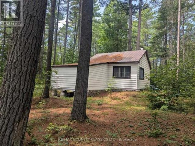 House for sale in Renfrew, Ontario