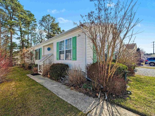 House for sale in Dorothy, New Jersey
