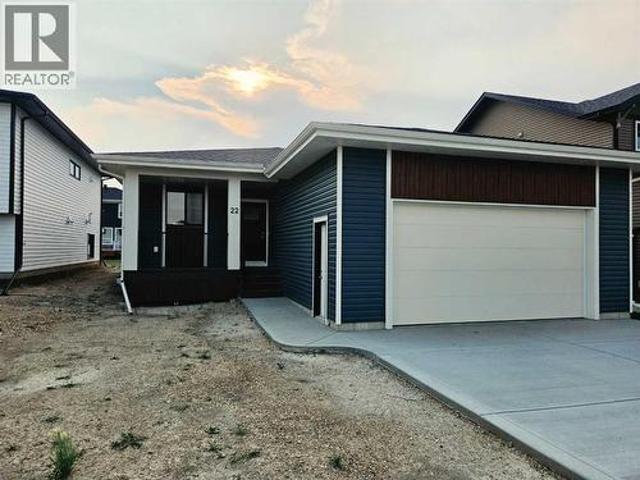 House for sale in Alberta