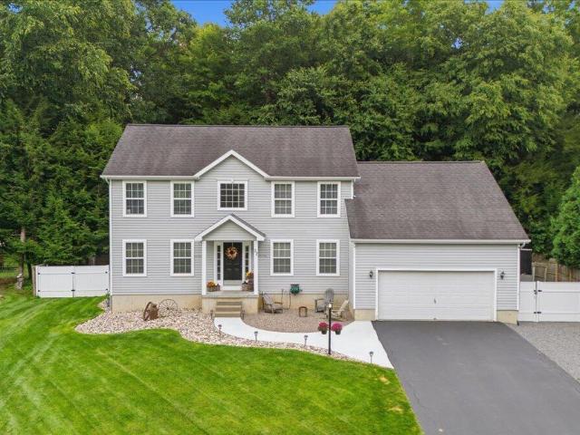 House for sale in Saratoga, New York