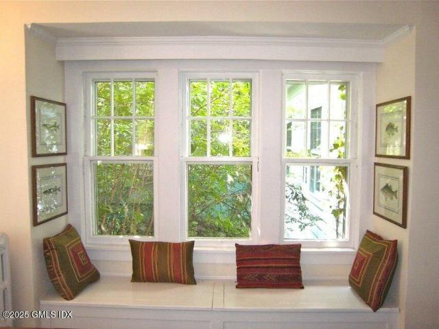 House for sale in Old Greenwich