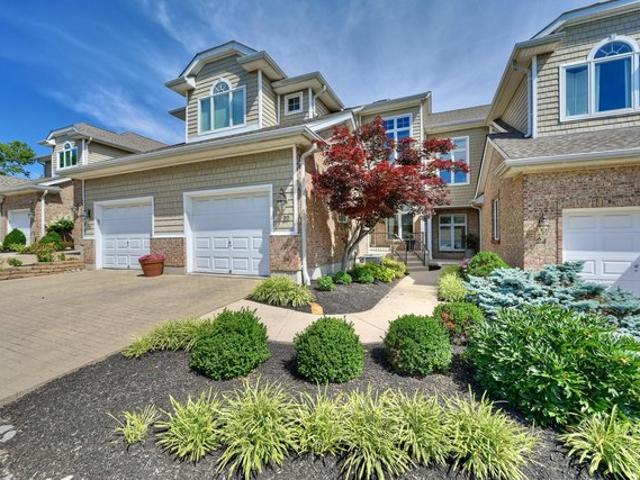 Condo for sale in Campbell, Kentucky