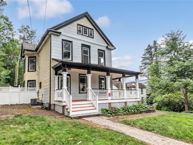 Property for rent in Nassau, New York