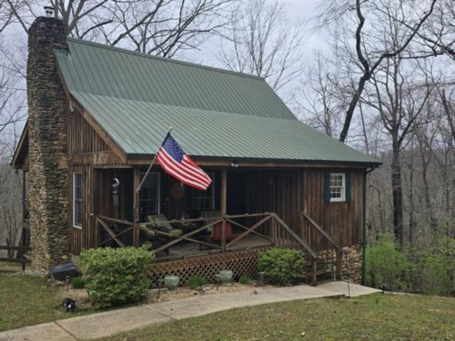 House for sale in Burnside, Kentucky