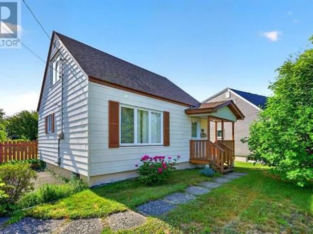 House for sale in Foxtrap, Newfoundland And Labrador