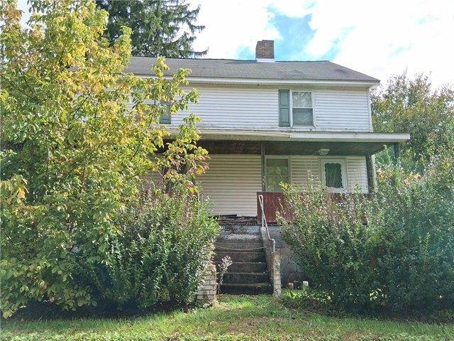House for sale in Bulger, Smith Township