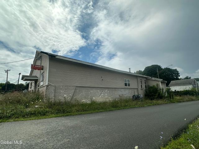Commercial for sale in Athens, New York
