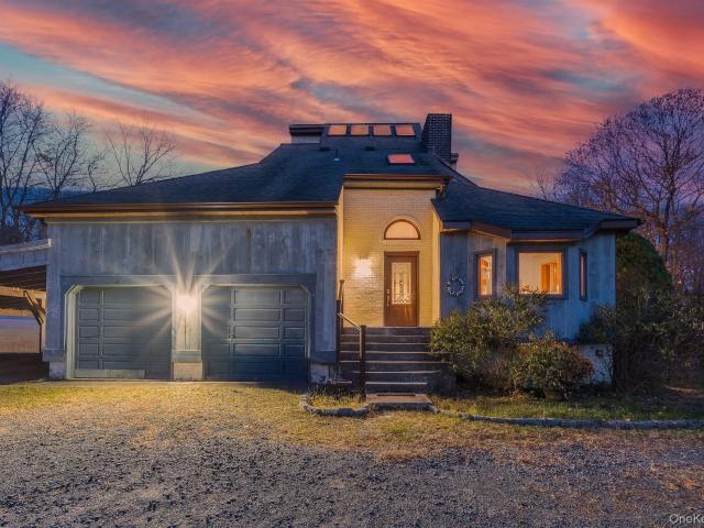 House for sale in Fort Montgomery, New York