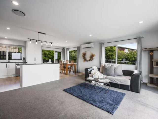 House for sale in Whangaparaoa