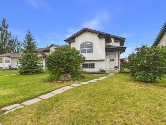 House for sale in Blackfalds, Alberta