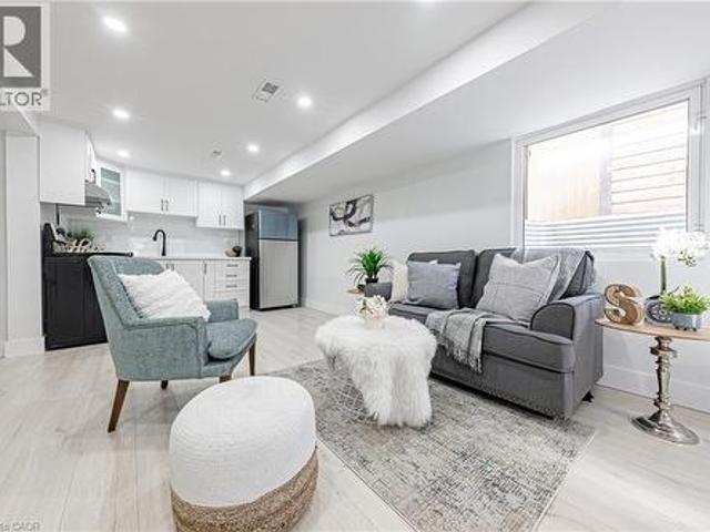 House for rent in Ancaster, Ontario