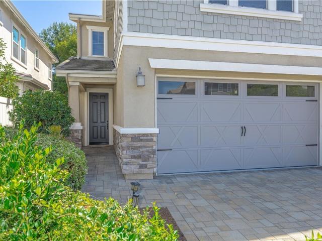 House for sale in Summit Crest, Lake Forest