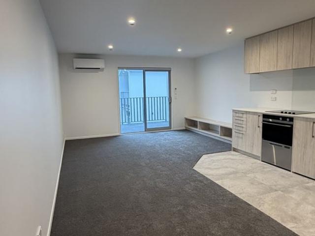 Apartment for rent in Heathcote, Canterbury