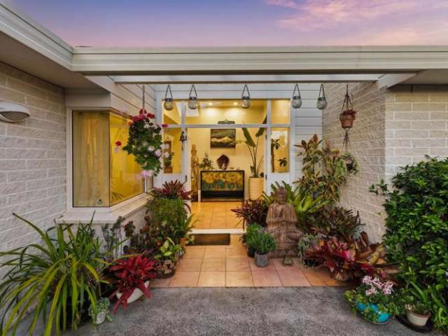 House for sale in Paremoremo