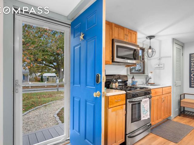House for sale in Dennis Port