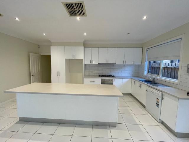 Townhouse for rent in Camerons Creek, Victoria