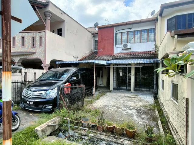 Terraced House for sale in Langat, Selangor