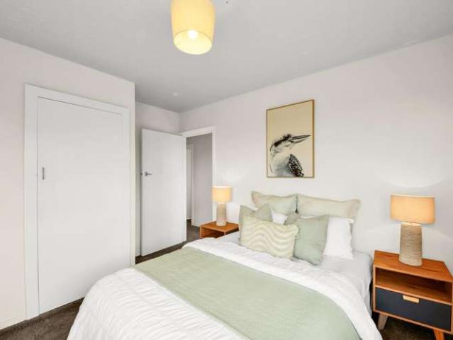 House for sale in Chaslands, Canterbury