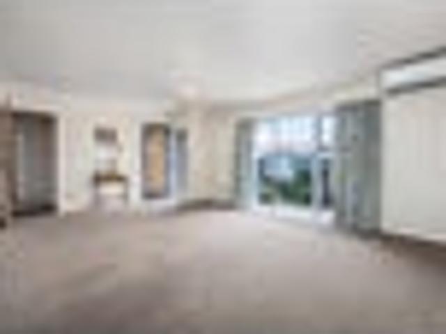 Townhouse for sale in Saint Lukes, Albert-Eden