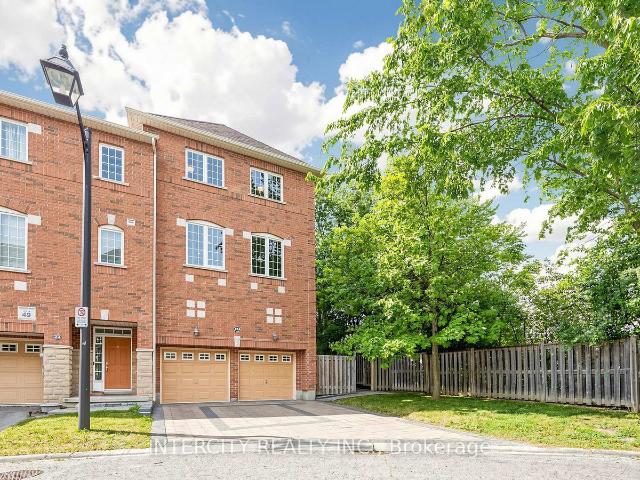 Townhouse for sale in Woburn, Ontario